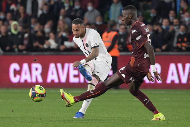 皇马全队身价暴跌1.3亿欧 曼城身价缩水7100万