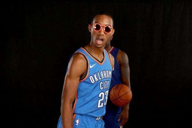 萨里：很遗憾执教切尔西一年就离开 希望回英超